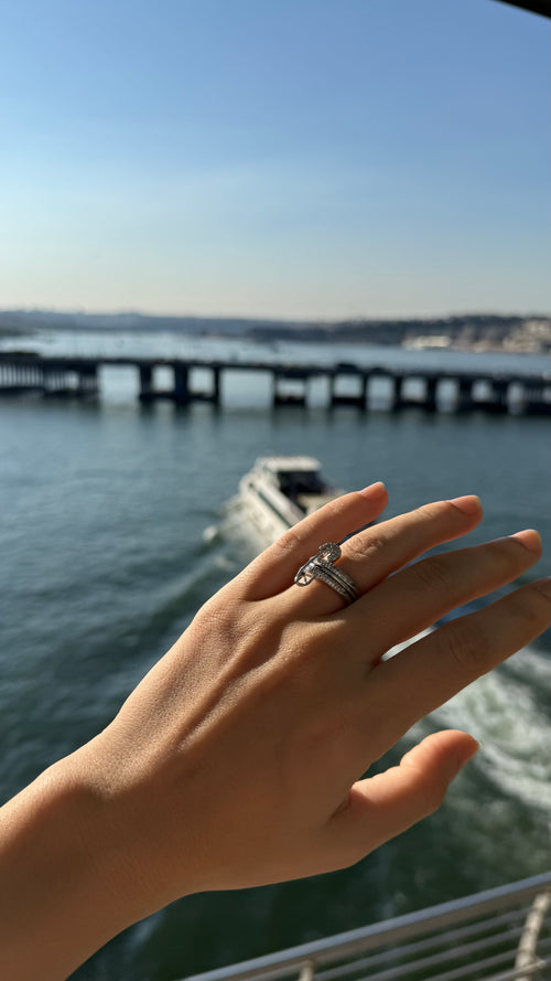 Ellen silver ring